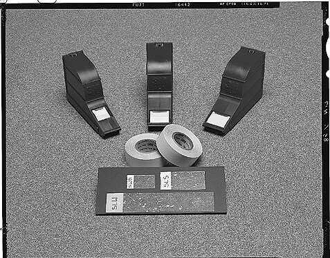 3M(TM) Scotchcode(TM) Write-On Dispenser