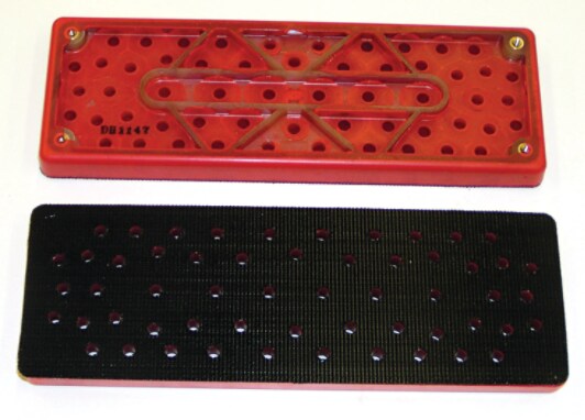 3M(TM) Hookit(TM) Cln Sanding Pad 28531,70mmx198mmx12.7mm 33 Hls