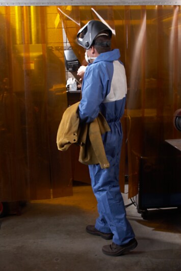 3M(TM) Protective Coverall 4530 Welding 18