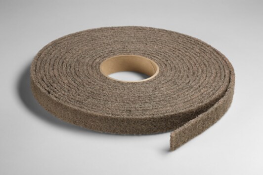 Scotch-Brite(TM) Cut and Polish Roll, 1-2 in x 30 ft, A MED