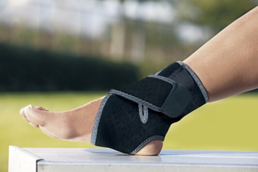 ACE(TM) Neoprene Ankle Support