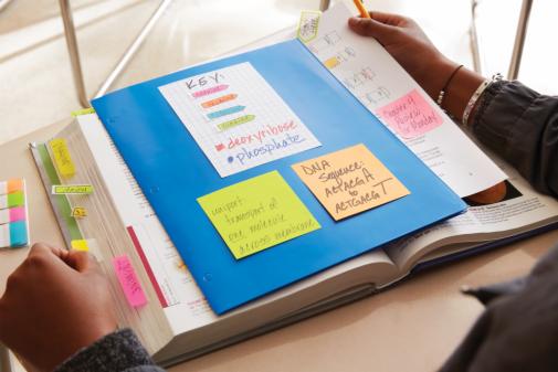 Post-it_Ed_LS-HighSchool_14_RGB_R1.tif