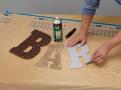 3M(TM) Hi-Strength 90 Spray Adhesive Application Photo, CHIM