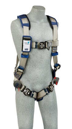 1112508 exofit strata front mannequin.tif Fall Protection