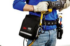 3M™ DBI-SALA® Fall Protection for Tools Application Image