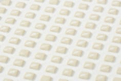 3M™ ステイマーク™ 貼付式路面標示材 L380AW