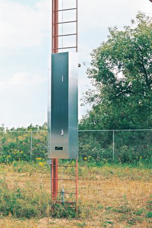 3M™ DBI-SALA Lad-Saf Aluminum Ladder Gate with Fastener Kit 5901980image