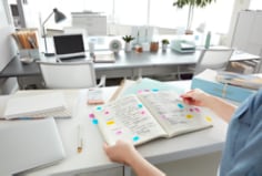 Post-it® Brand Flag 2018 Application Images