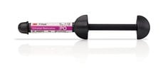 Filtek_Universal_Syringe_Side_PO.jpg