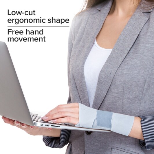 FUTURO™ For Her Wrist Brace