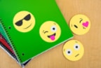 Post-it® Printed Notes, 3 in x 3 in, Emoji designs, 4 alternating faces