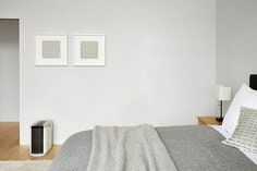 採用3M靜電濾網技術，可以高效過濾甲醛、PM2.5、細菌與病毒(持續高效甲醛去除率達99%，病毒去除率達99.99%，細菌去除率達99.9%，PM2.5去除率達99.9%)。獨特Oil Resistance抗油煙製程有效過濾油煙，不影響潔淨空氣循環，適合開放式廚房或受油煙困擾之空間。