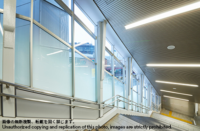 ゆりかもめ 新橋駅