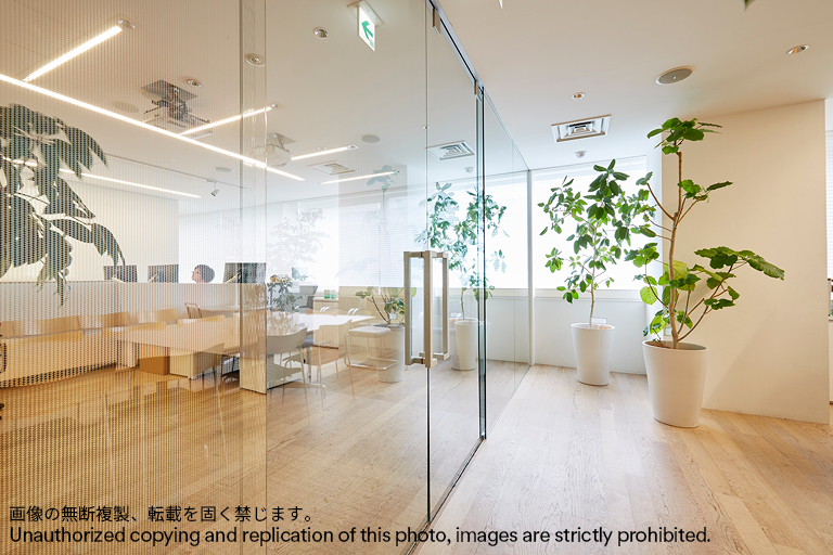 後楽園ビル-3M™ ファサラ™ フィルム施工事例