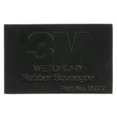 3M™ Wetordry™ Rubber Squeegee, 05517, 2 3/4 in x 4 1/4 in (7 cm x 10.8 cm)