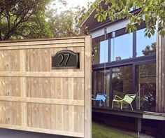 Scotch-Exterior-Mounting-Tape-Application-Picture.jpg