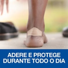 Banner em portugues Nexcare™ DUO Beneficio 1 com imagem do tornozelo