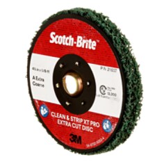 Disque « Clean and Strip » à action très abrasive XT Pro Scotch-Brite™, TN, grain A EXTRA GROSSIER, changement rapide, 114,3 mm x M18 x 2 (4 1/2 x 5/8 po – 11)