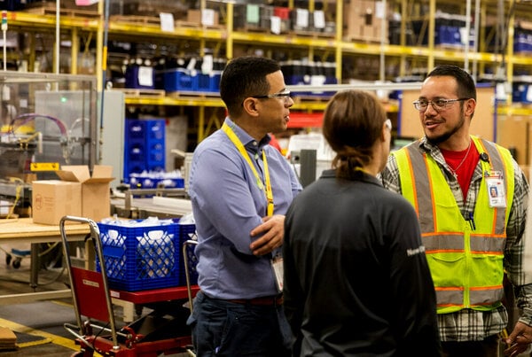 Manufacturing employees at 3M New Ulm Plant.