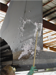 Scotch-Brite(TM) Aircraft Cleaning Pad 33 Application