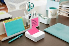 Post it notes dispenser with wife wave design on the sides. one pad of pink pop up notes included 