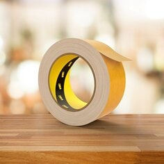 3m-double-coated-tape-9191-b40070405-7000035445-50mm-50m-white-360-image-industrial-background.jpg