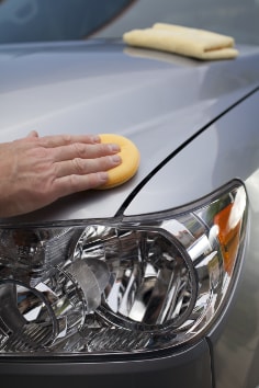 Meguiars-X3070-Soft-Foam-Applicator-Pad-App2.tif
