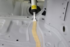 3m-aad-oem-match-emea-1k-ripple-sealer-beige-application5.jpg