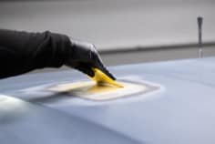 3M™ Platinum Plus Glaze 101 apply 3M™ Platinum Plus filler