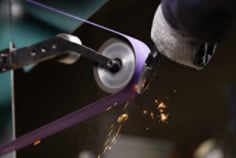 asd-pack-out-photoshoot-application-image-tool-plyers-weld-refining-cubitron-3-1184f-belt.tif
