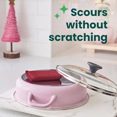 Scotch-Brite® Dobie™ Holiday All Purpose Pads 722-H25-RED, B+ Image 02