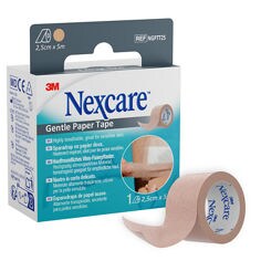 7100397721-nexcare-gentle-paper-tape-tan-25mm-x-5m-1-roll-next-to-pack.tif