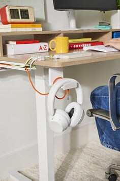 command-17309-ef-warp-office-head-phone-hook-white-0136.tif
