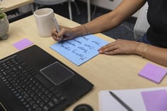 post-it-big-notes-blue-write-on.jpg