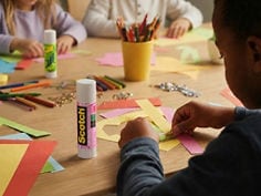 scotch-glue-sticks-with-designs-application-school.jpg