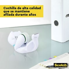 scotch-tape-dispenser-cat-enhanced-b2-es.jpg