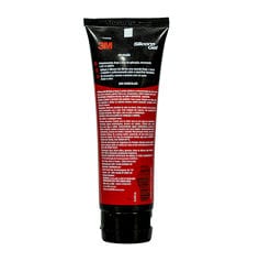 Vista traseira de um tubo preto de gel de silicone para brilho de pneus 3M Silicone Gel mostrando instruções de aplicação, informações do produto e código de barras, 120 g.