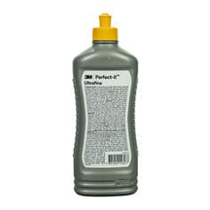 Vista frontal de um frasco cinza de polidor 3M Perfect-It Ultrafina Finalizador com rótulo roxo e tampa amarela, 500 ml.