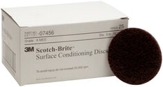 Scotch-Brite™ Surface Conditioning Disc, SC-DH, MED, 3 in x NH (7.62 cm x NH)