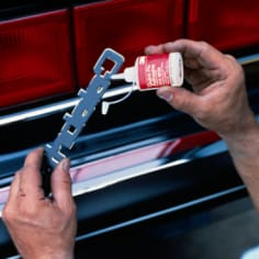 3M(TM) Quick Fix Adhesive