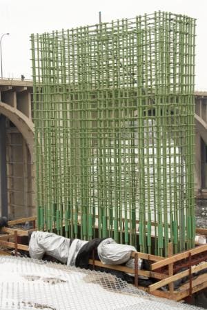 3M™ Scotchkote Rebar Liquid Patch Compound 413/215, 1 Drum image 3M™ Scotchkote Rebar Liquid Patch Compound 413/215, 1 Drumimage