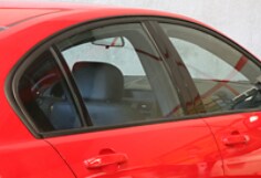 3M(TM) automotive window film