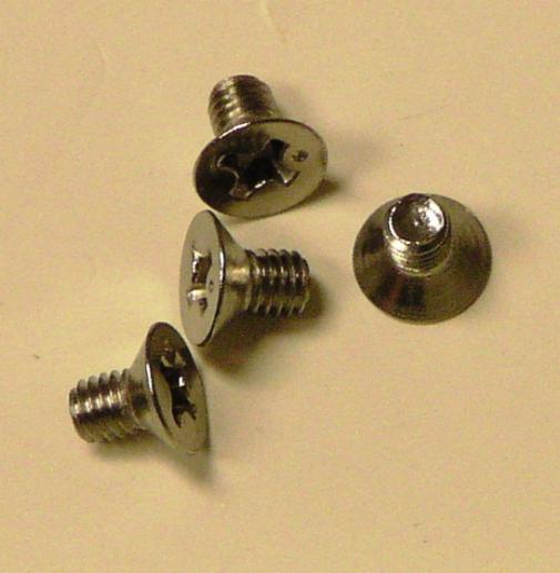 3M(TM) 3125 Screw PN130305, 1 per case