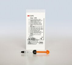 3M™ Filtek™ Z550 Utántölto, 7050A3