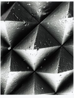 3M(TM) Trizact(TM) Abrasive Grain Close-up