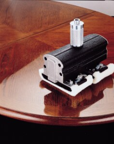 3M(TM) Top Coat Rubbing Kit 410S - Close-up