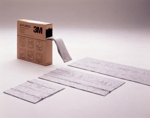 3M™ メンテナンスソーベント M-FL550DD, 127 mm x 15.2 m, 3 箱/ケース 